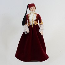 Πορσελάνινη κούκλα με χειροποίητη παραδοσιακή φορεσιά